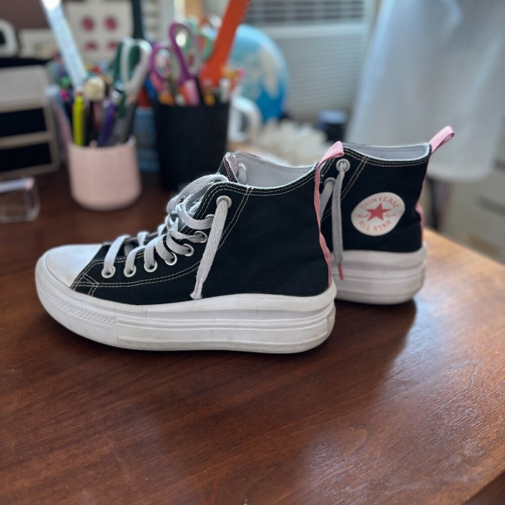 GENTLY WORN: onverse Chuck Taylor All Star EVA Lift Platform BLACK/PINK-Size 5